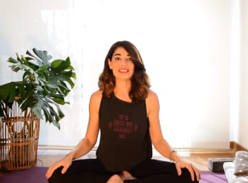 CLASE PRÁCTICA DE INICIACIÓN AL YOGA Y LA MEDITACIÓN. ¿QUÉ ES EL YOGA?