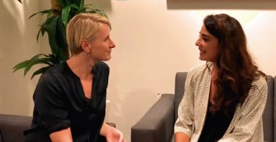 ENTREVISTA: ELIZABETH GILBERT, ESCRITORA AUTORA DE ‘COME, REZA, AMA’